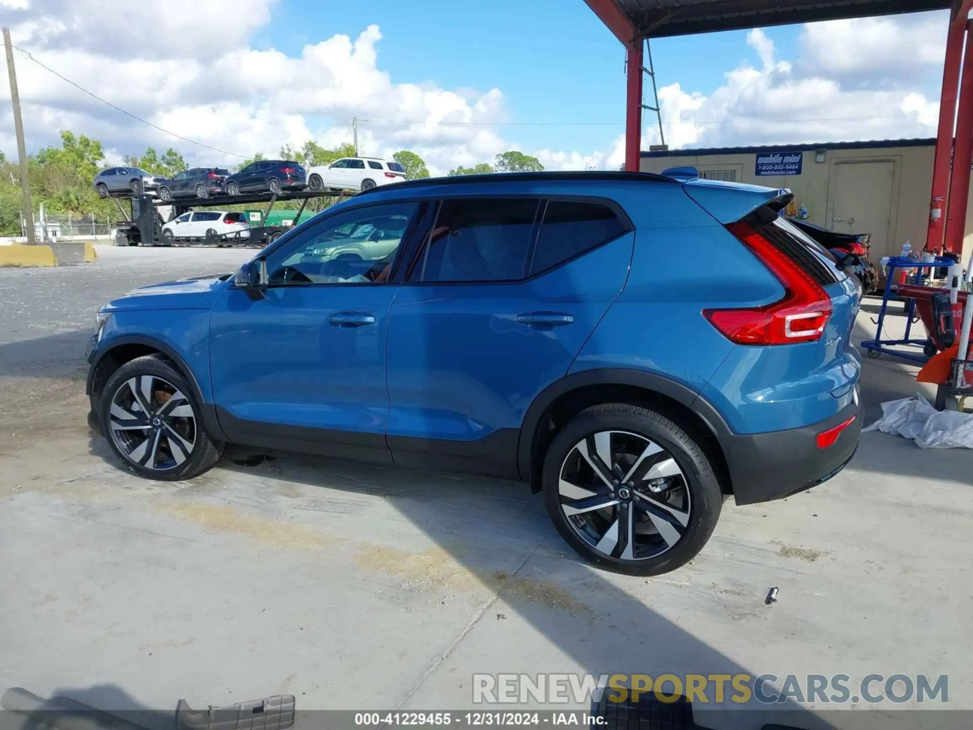 14 Фотография поврежденного автомобиля YV4L12UC2S2492870 VOLVO XC40 2025