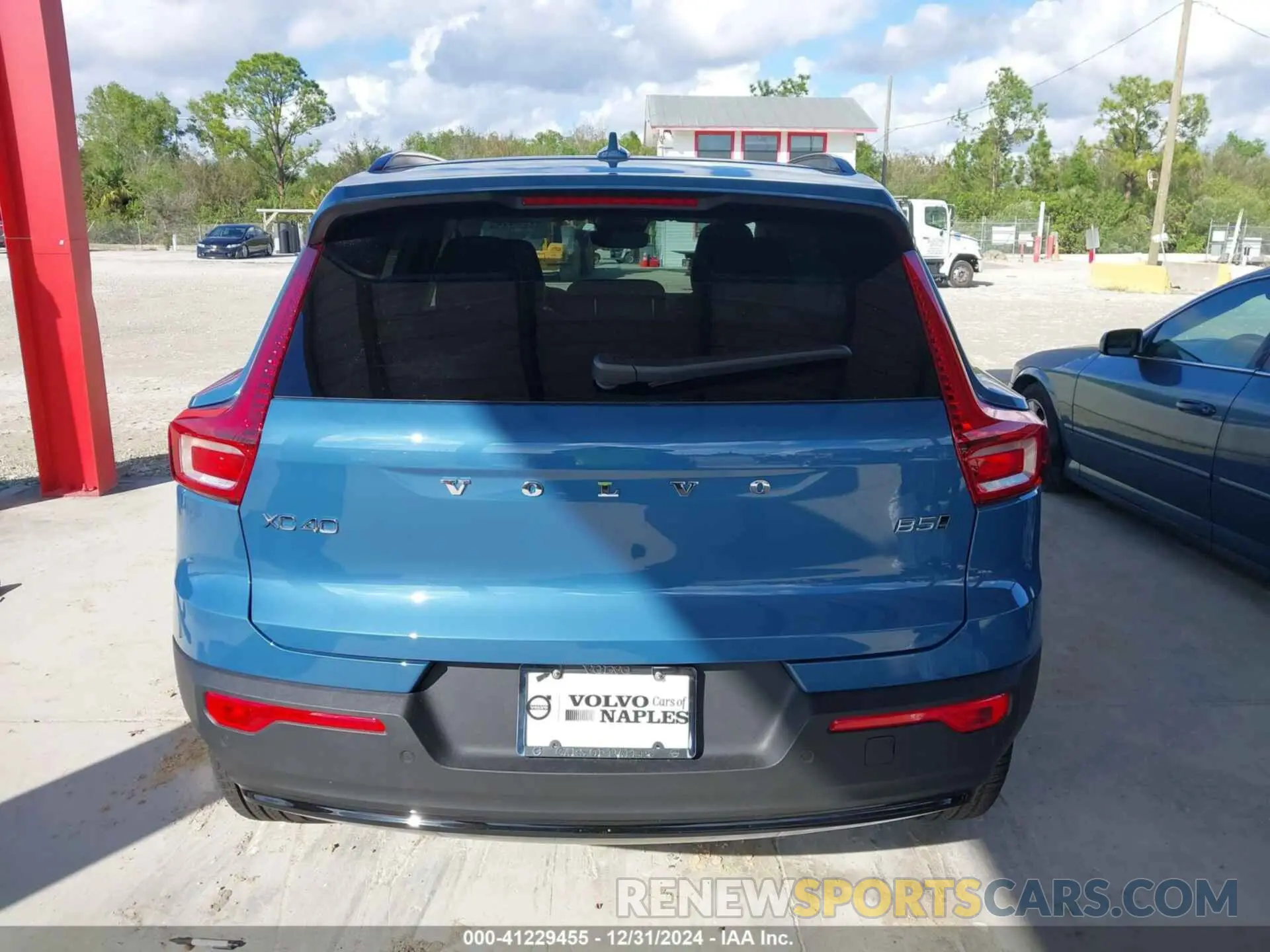 16 Фотография поврежденного автомобиля YV4L12UC2S2492870 VOLVO XC40 2025