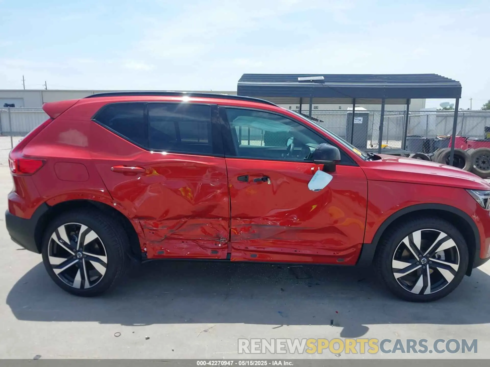 14 Photograph of a damaged car YV4L12UM3S2529546 VOLVO XC40 2025