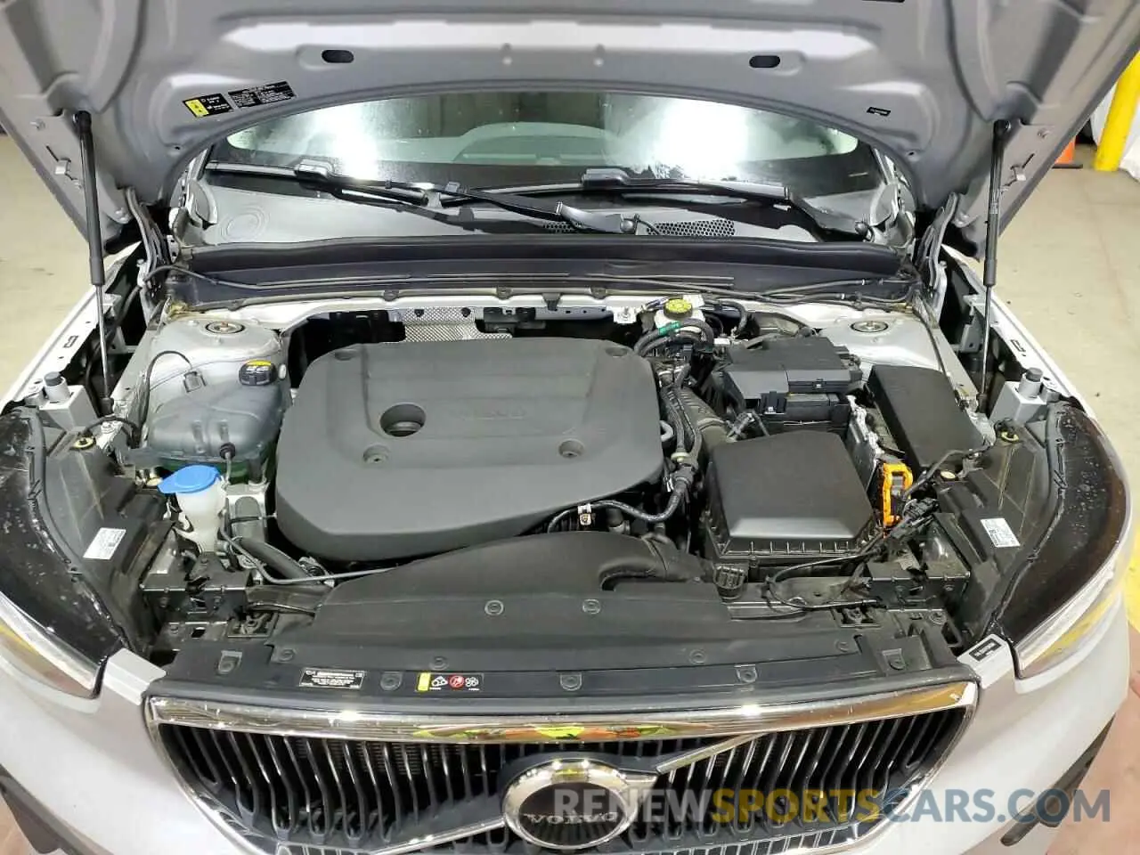 12 Photograph of a damaged car YV4L12UK4P2946986 VOLVO XC40 CORE 2023
