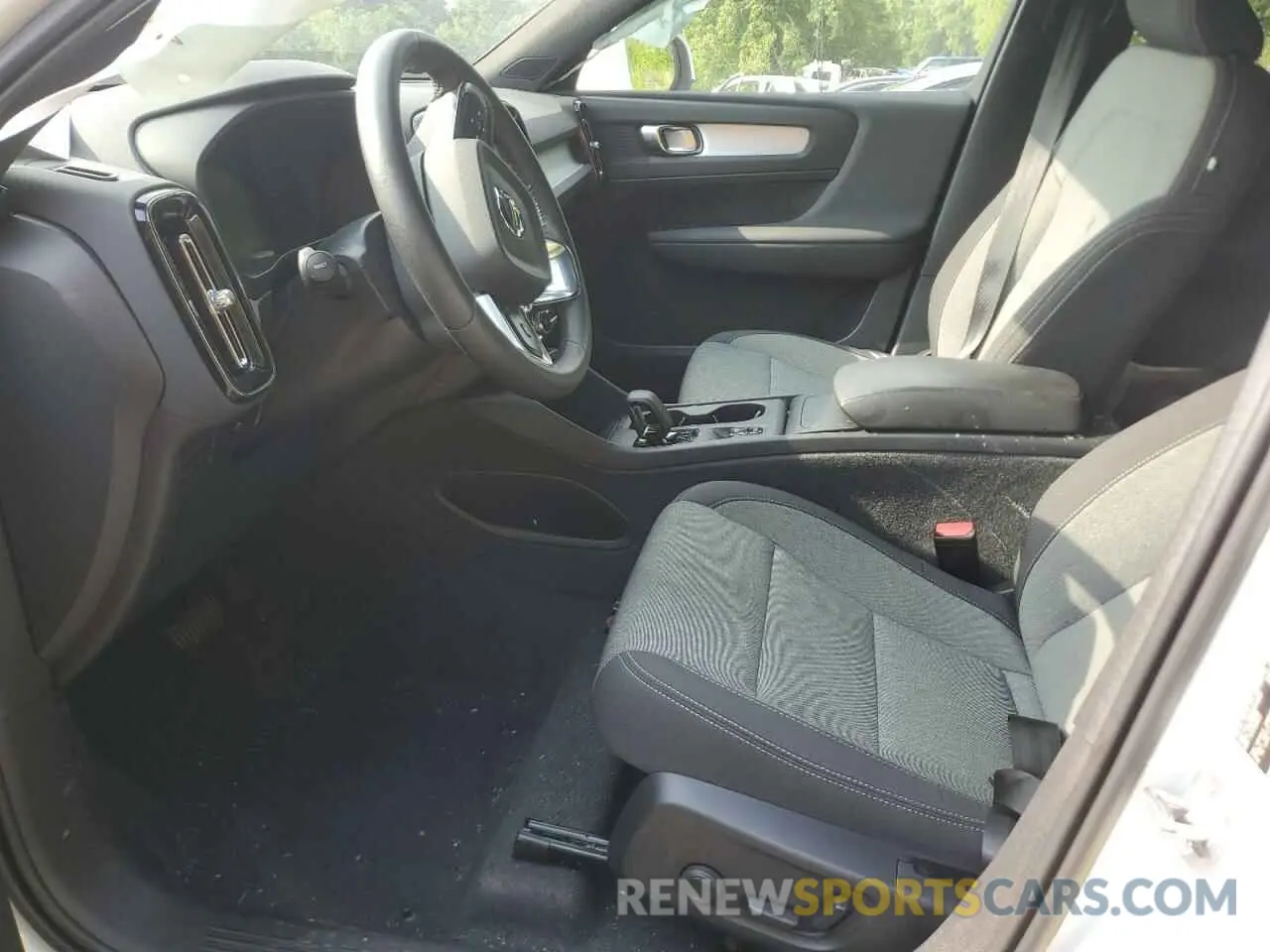 7 Photograph of a damaged car YV4L12UK0R2238897 VOLVO XC40 CORE 2024