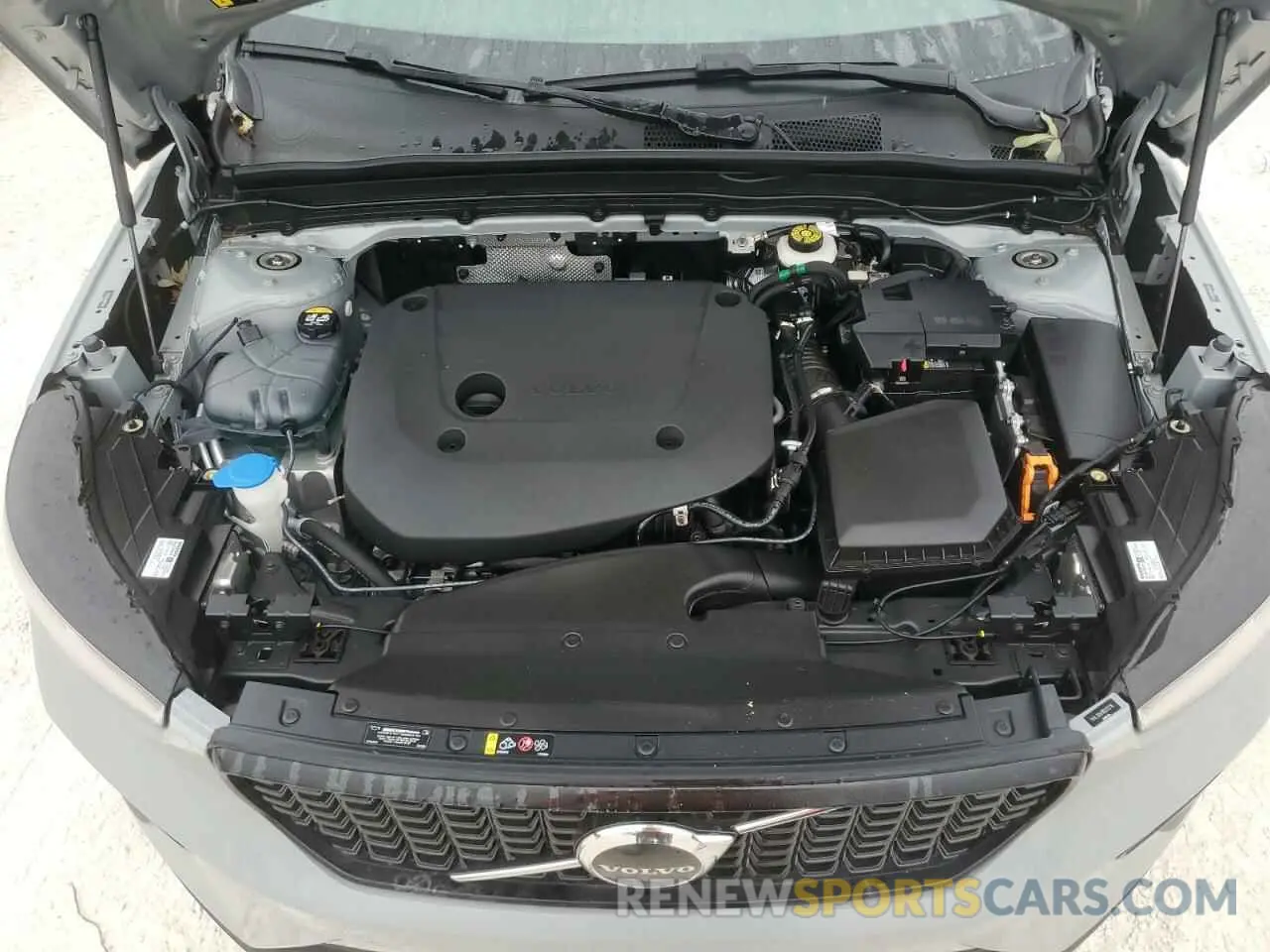 11 Photograph of a damaged car YV4L12UK1R2275716 VOLVO XC40 CORE 2024
