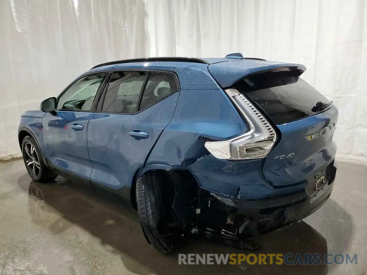 2 Photograph of a damaged car YV4L12UK1R2332707 VOLVO XC40 CORE 2024