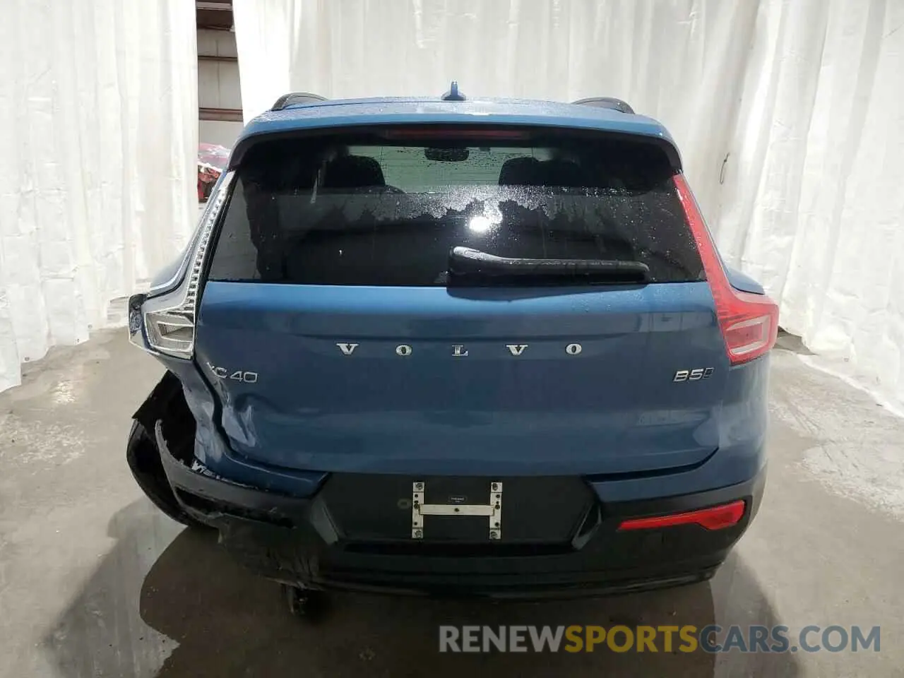 6 Photograph of a damaged car YV4L12UK1R2332707 VOLVO XC40 CORE 2024