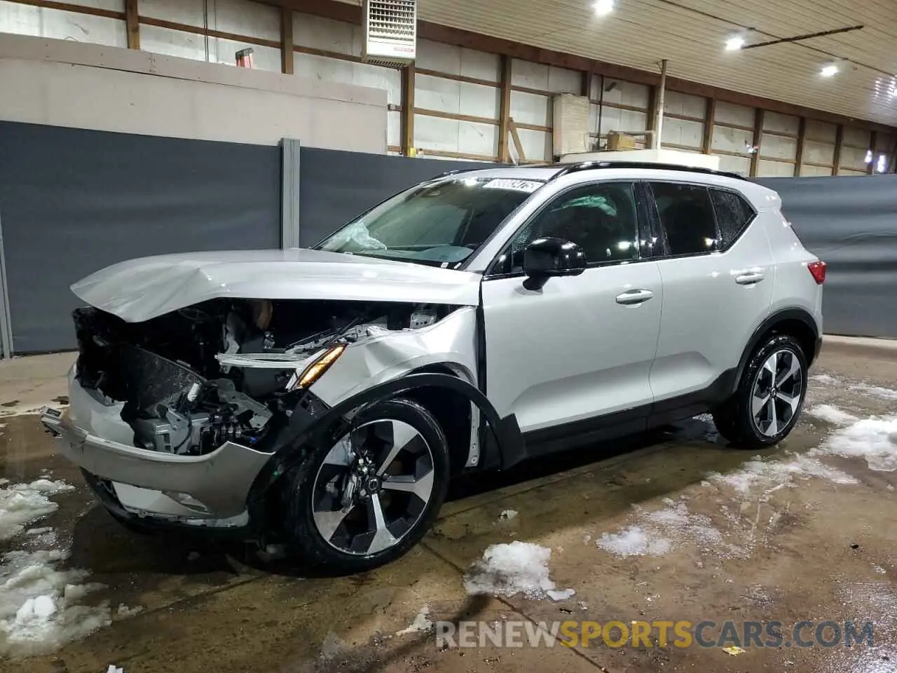 1 Photograph of a damaged car YV4L12UK2R2288152 VOLVO XC40 CORE 2024