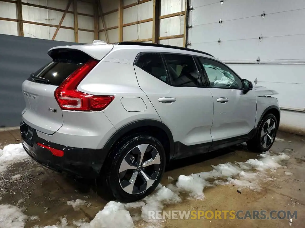 3 Photograph of a damaged car YV4L12UK2R2288152 VOLVO XC40 CORE 2024