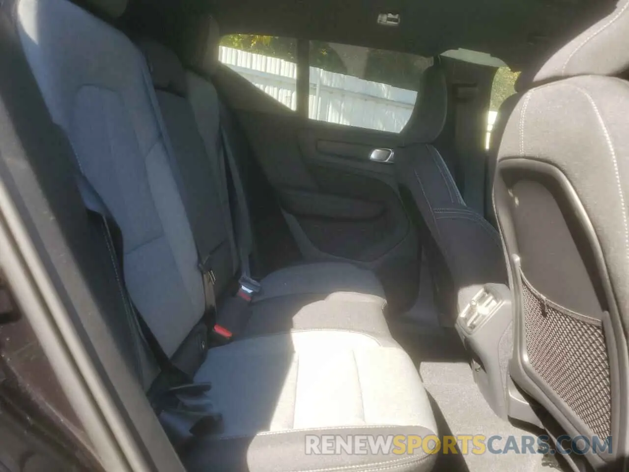 11 Photograph of a damaged car YV4L12UK7R2334283 VOLVO XC40 CORE 2024
