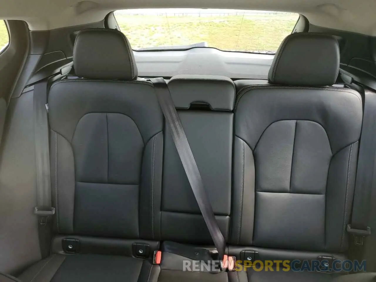 10 Photograph of a damaged car YV4L12UJ1S2560090 VOLVO XC40 CORE 2025