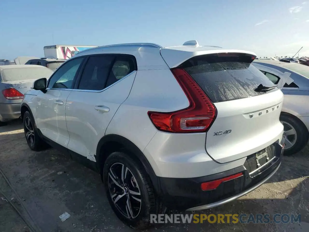 2 Photograph of a damaged car YV4L12UJ3S2450867 VOLVO XC40 CORE 2025