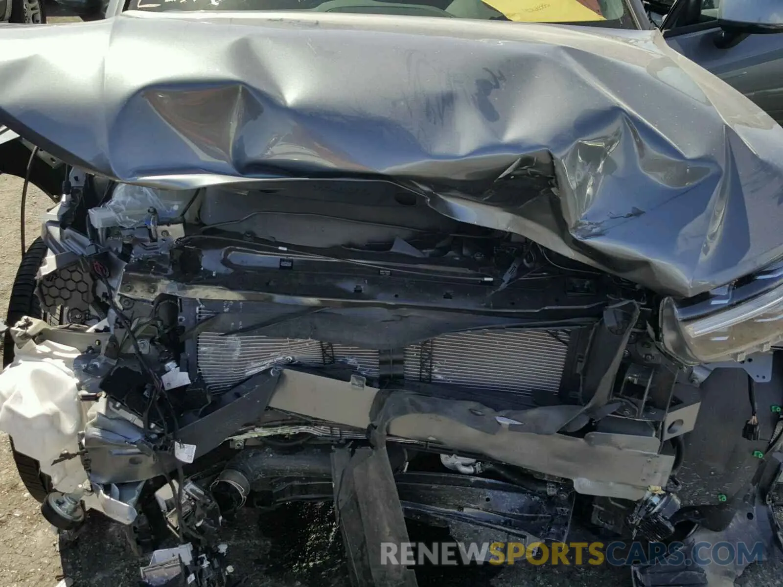 7 Photograph of a damaged car YV4162XZ2K2019544 VOLVO XC40 MOMENTUM 2019