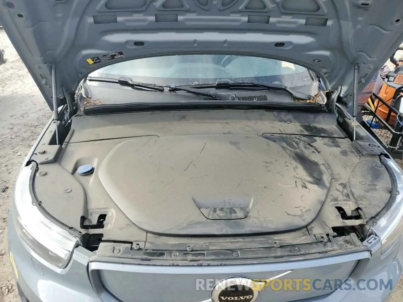 14 Photograph of a damaged car YV4ED3UB2N2695162 VOLVO XC40 P8 RE 2022