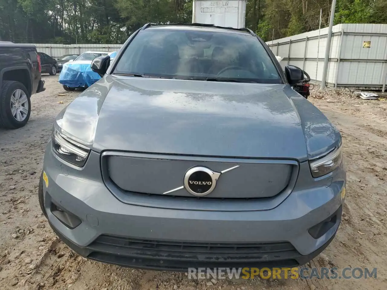 5 Photograph of a damaged car YV4ED3UB2N2695162 VOLVO XC40 P8 RE 2022