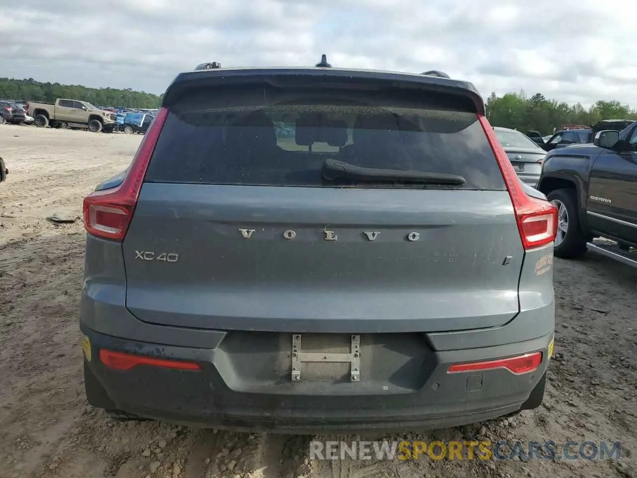 6 Photograph of a damaged car YV4ED3UB2N2695162 VOLVO XC40 P8 RE 2022