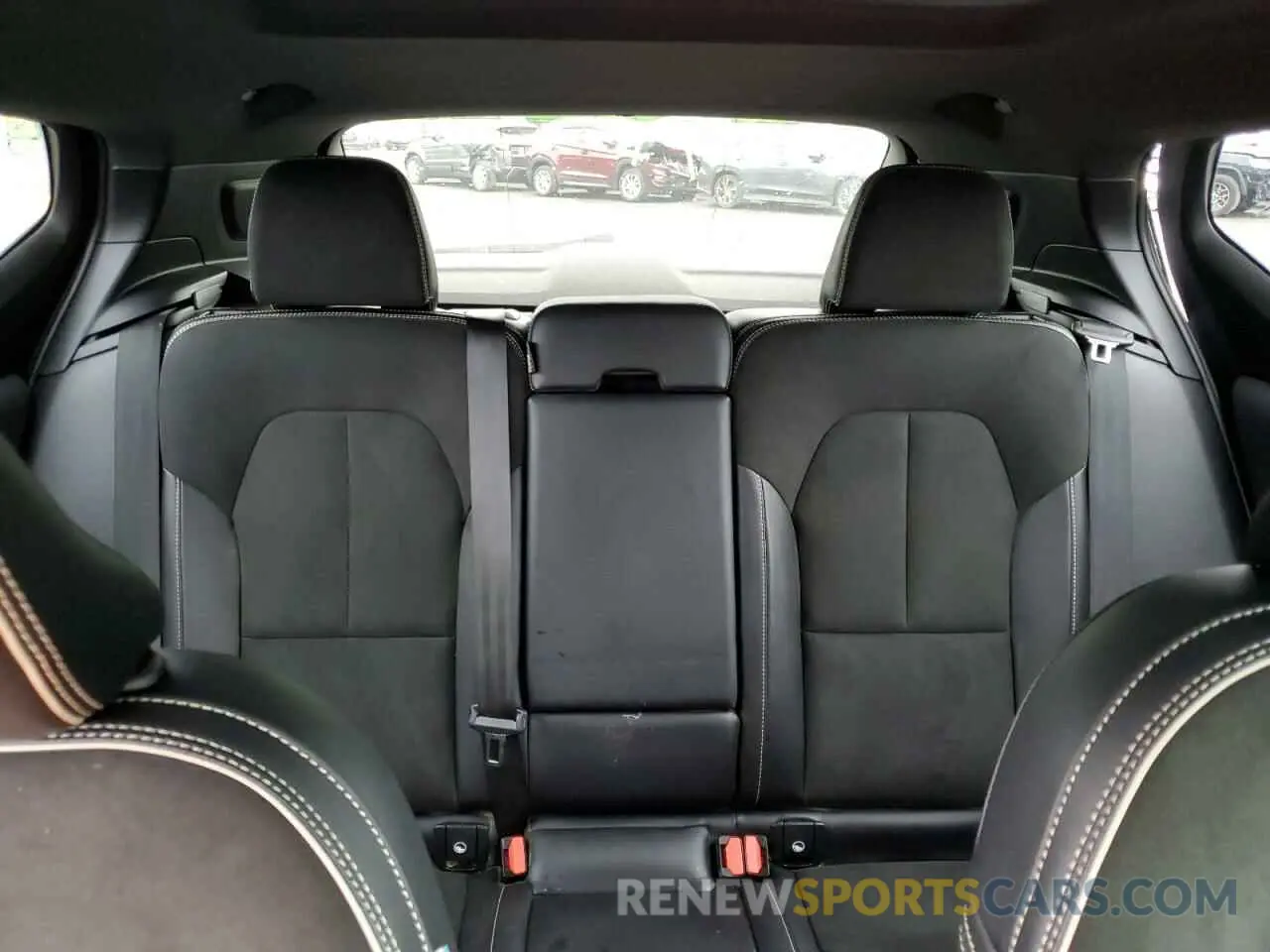 10 Photograph of a damaged car YV4ED3UR2N2674275 VOLVO XC40 P8 RE 2022
