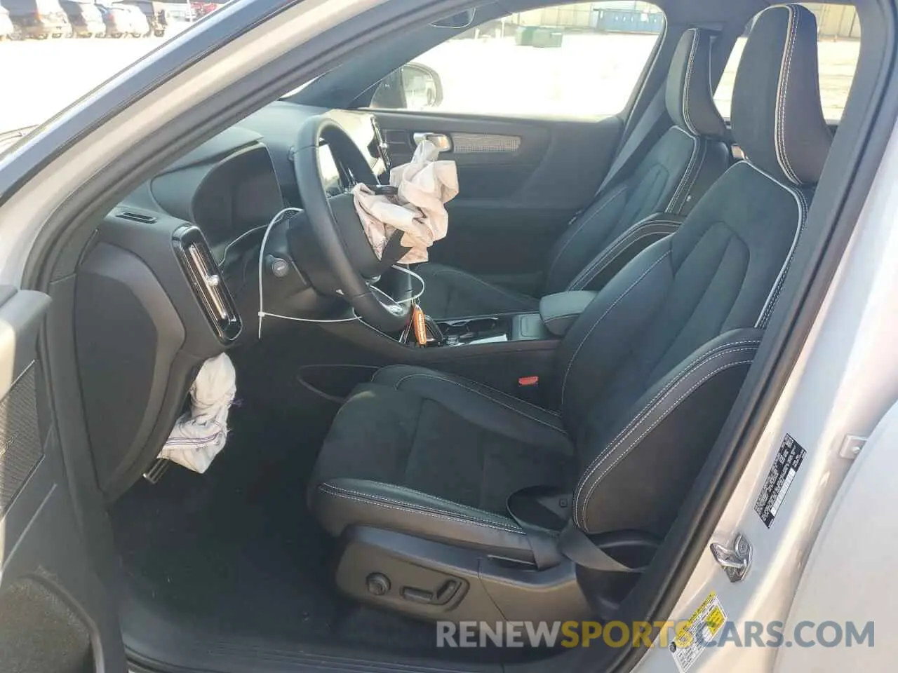 7 Фотография поврежденного автомобиля YV4ED3UR3N2640345 VOLVO XC40 P8 RE 2022