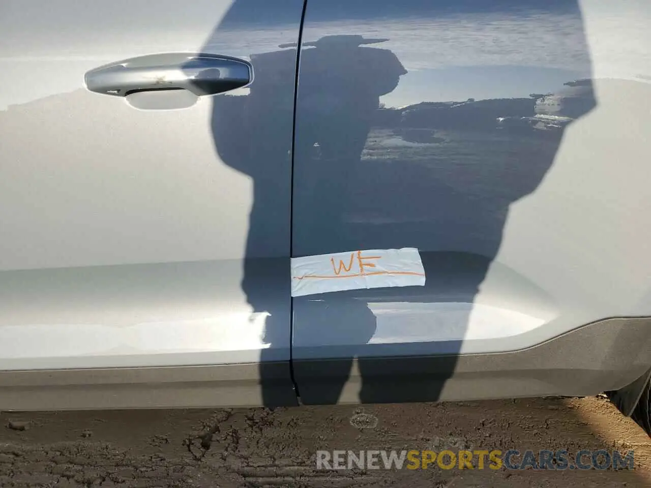 13 Photograph of a damaged car YV4K92HE1P2980814 VOLVO XC40 PLUS 2023