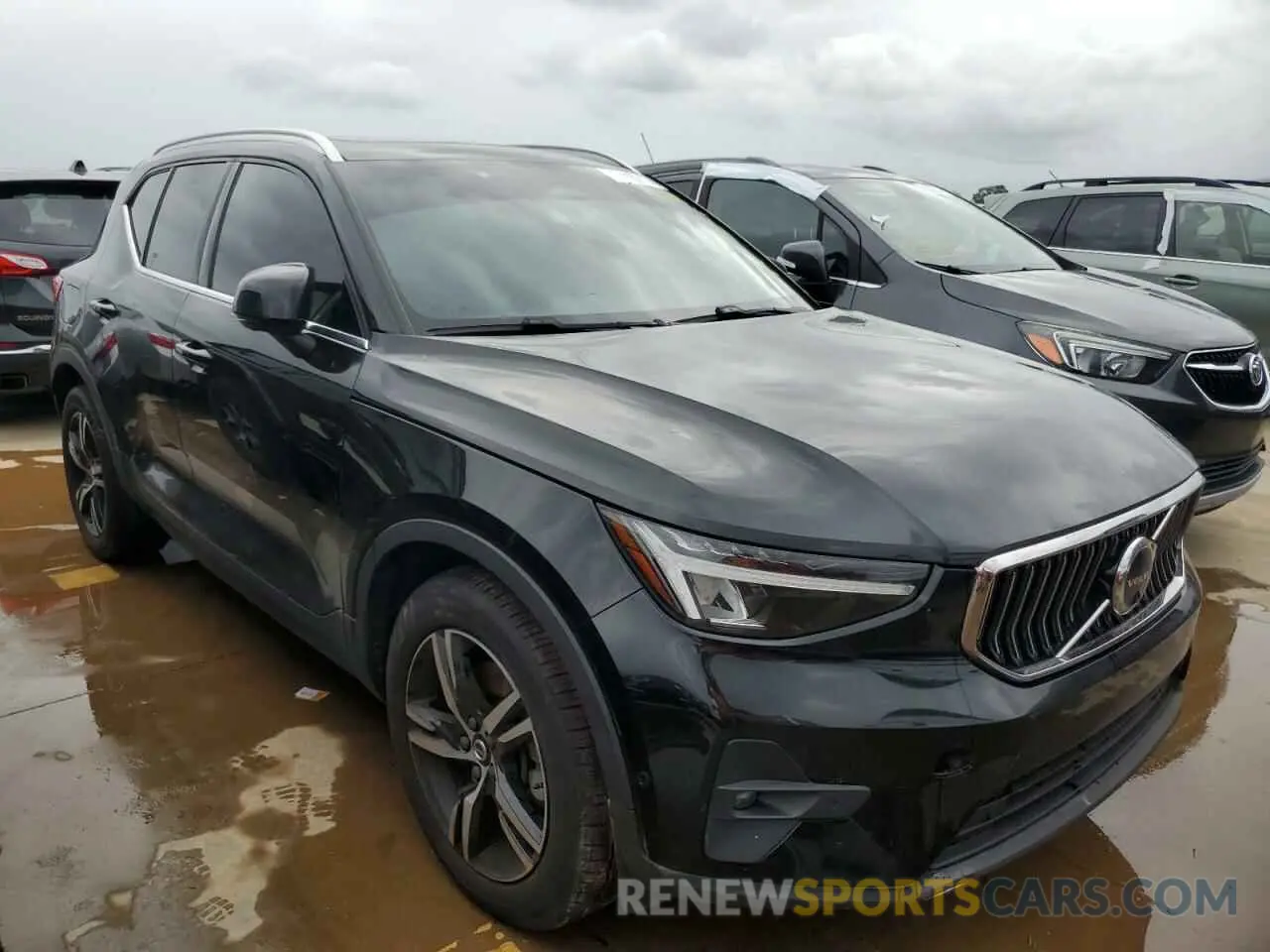 4 Фотография поврежденного автомобиля YV4L12UE5P2042610 VOLVO XC40 PLUS 2023