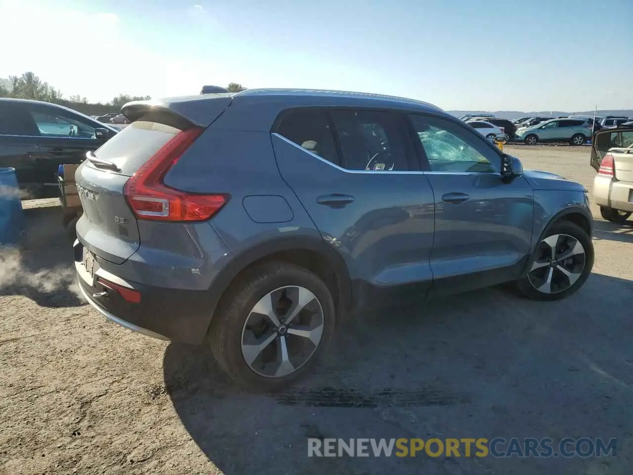 3 Фотография поврежденного автомобиля YV4L12UN8P2913418 VOLVO XC40 PLUS 2023