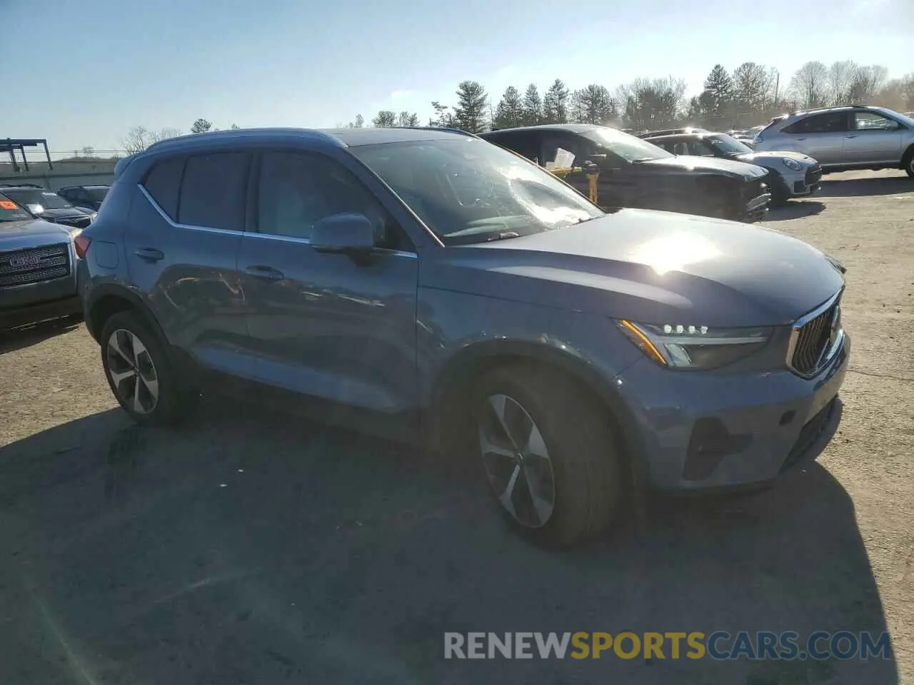 4 Фотография поврежденного автомобиля YV4L12UN8P2913418 VOLVO XC40 PLUS 2023