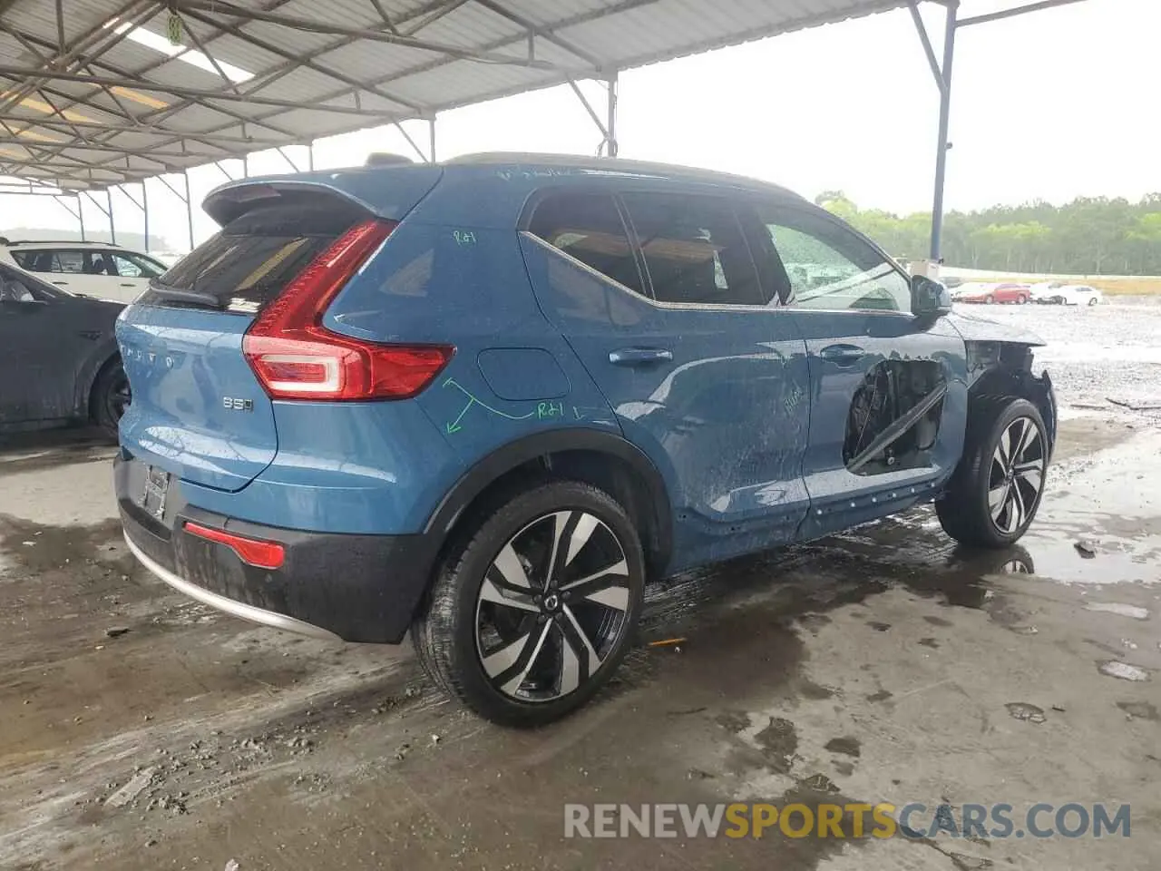 3 Photograph of a damaged car YV4L12UN9P2104204 VOLVO XC40 PLUS 2023