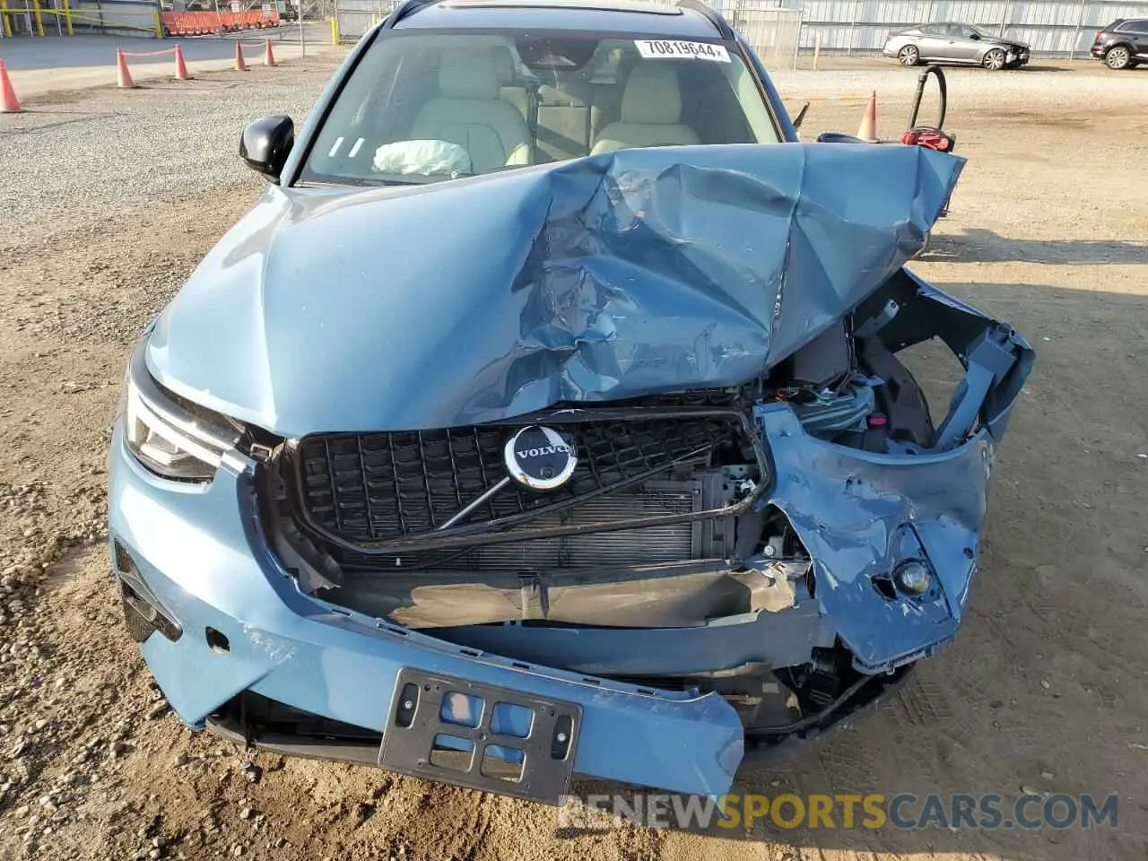 12 Photograph of a damaged car YV4L12UW1P2032763 VOLVO XC40 PLUS 2023