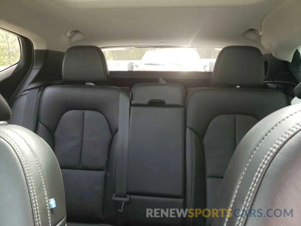 10 Фотография поврежденного автомобиля YV4L12UW4P2961894 VOLVO XC40 PLUS 2023