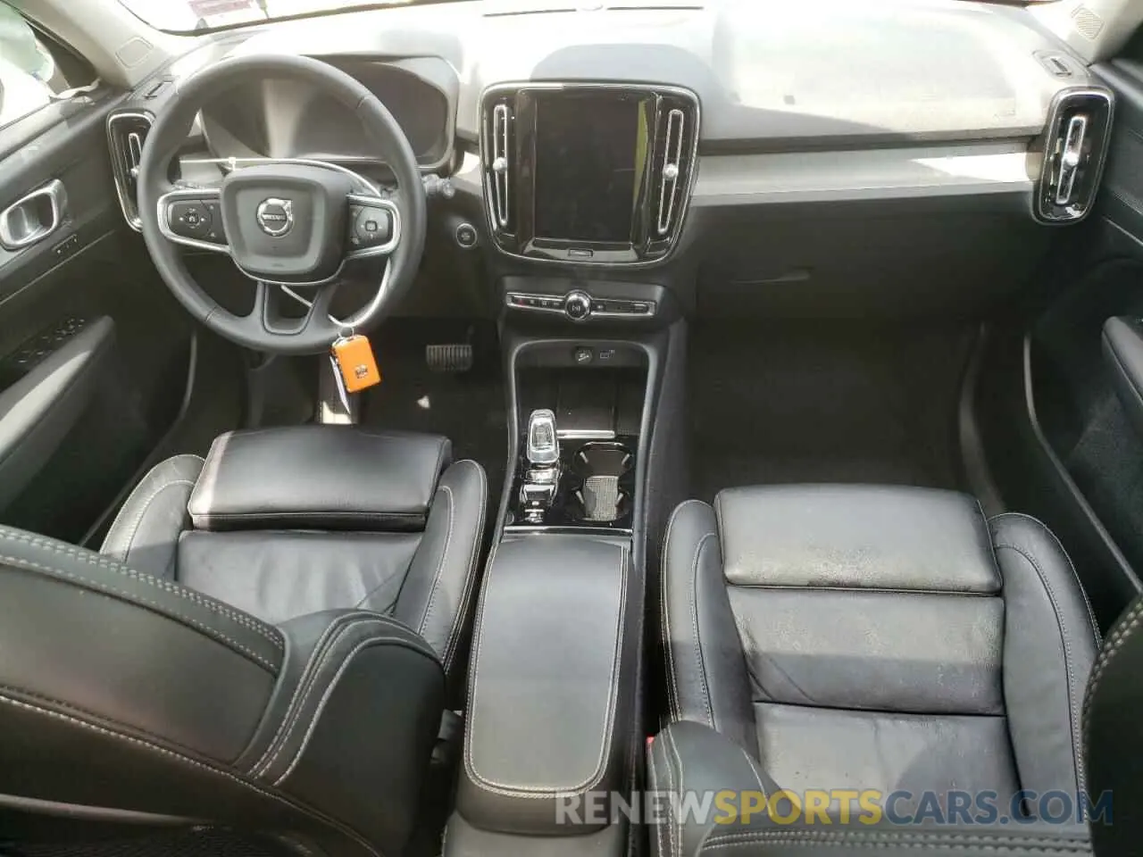 8 Фотография поврежденного автомобиля YV4L12UW4P2961894 VOLVO XC40 PLUS 2023