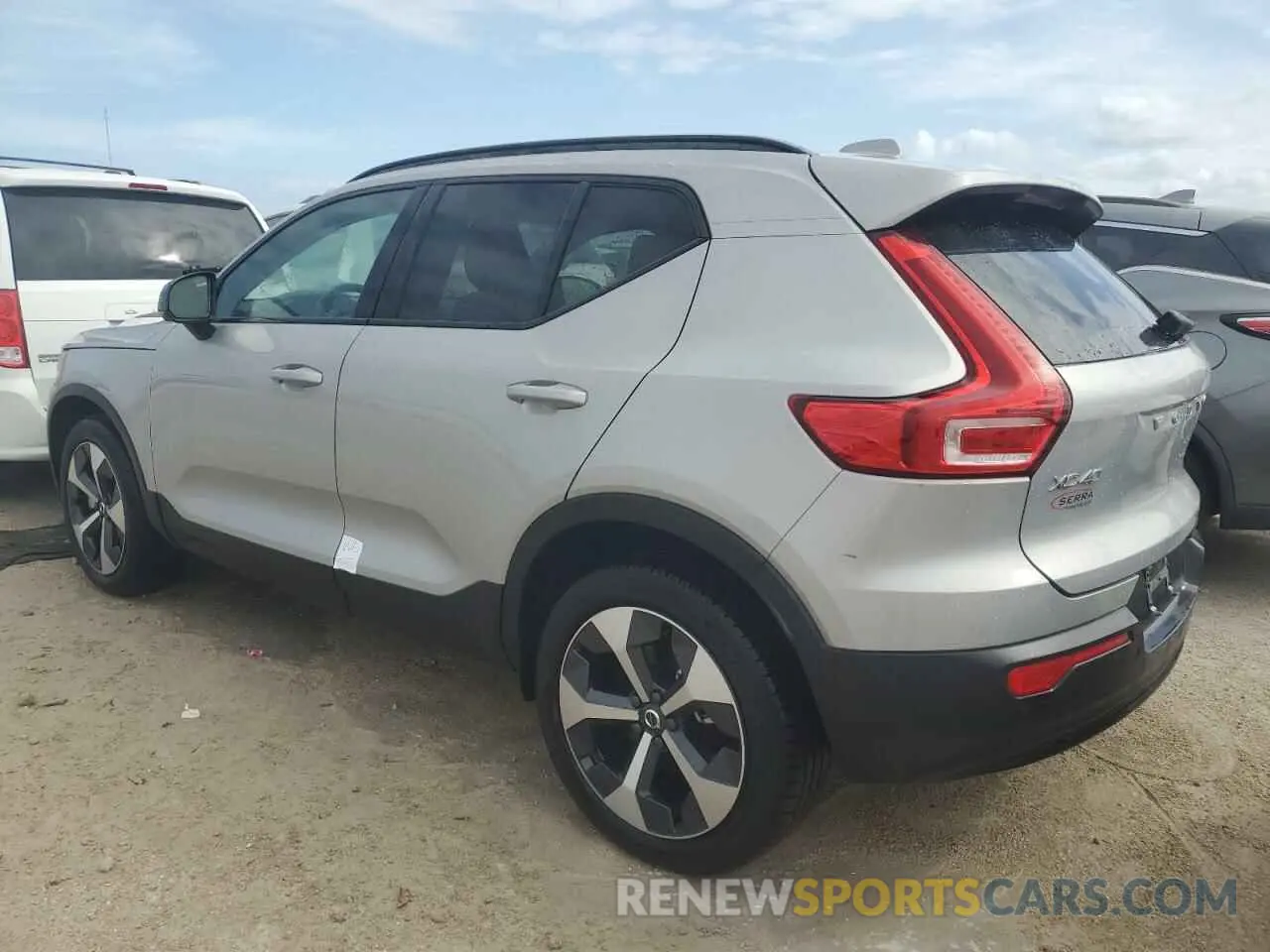 2 Photograph of a damaged car YV4L12UW6P2064530 VOLVO XC40 PLUS 2023
