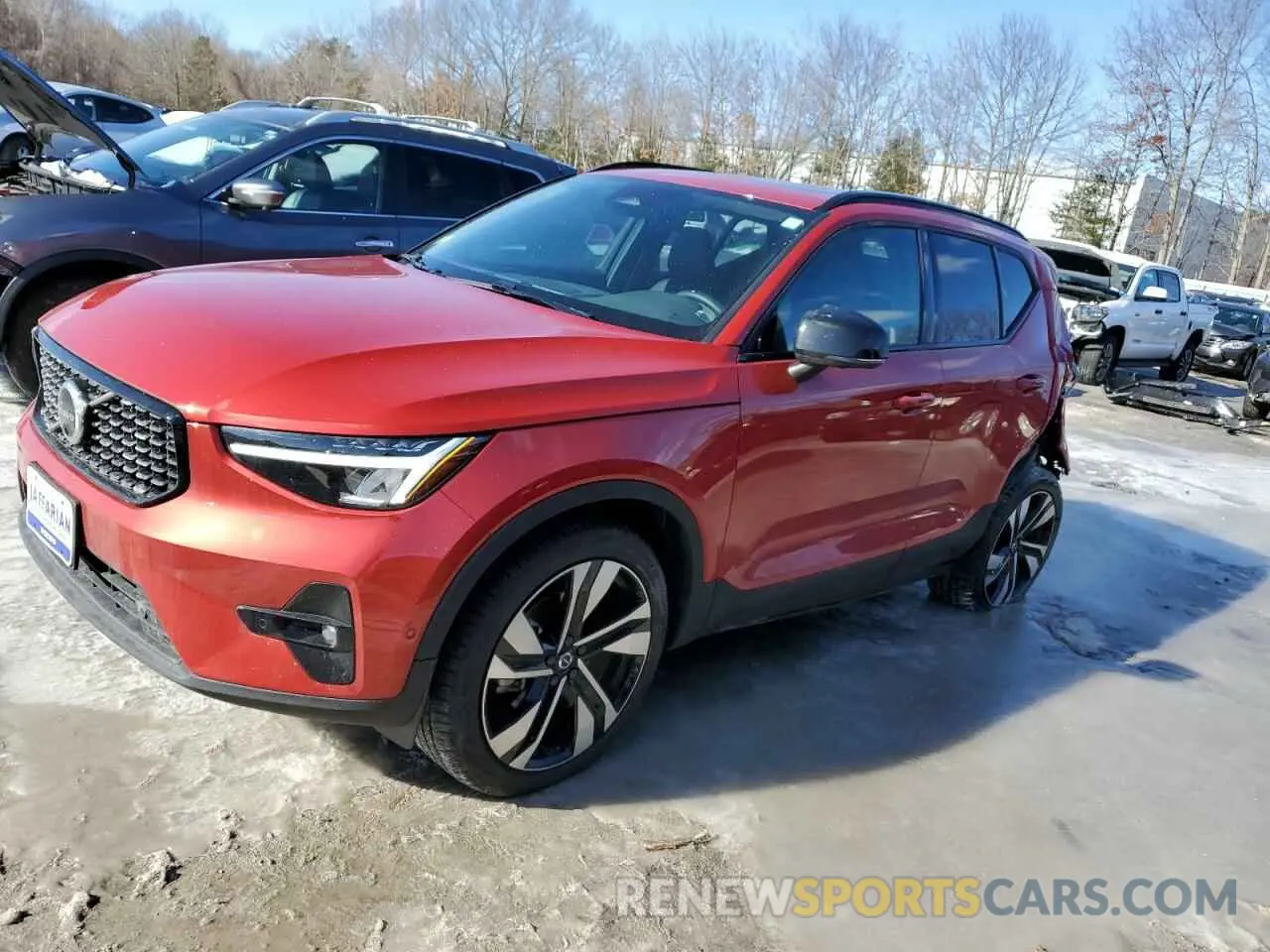 1 Photograph of a damaged car YV4L12UW9P2087350 VOLVO XC40 PLUS 2023