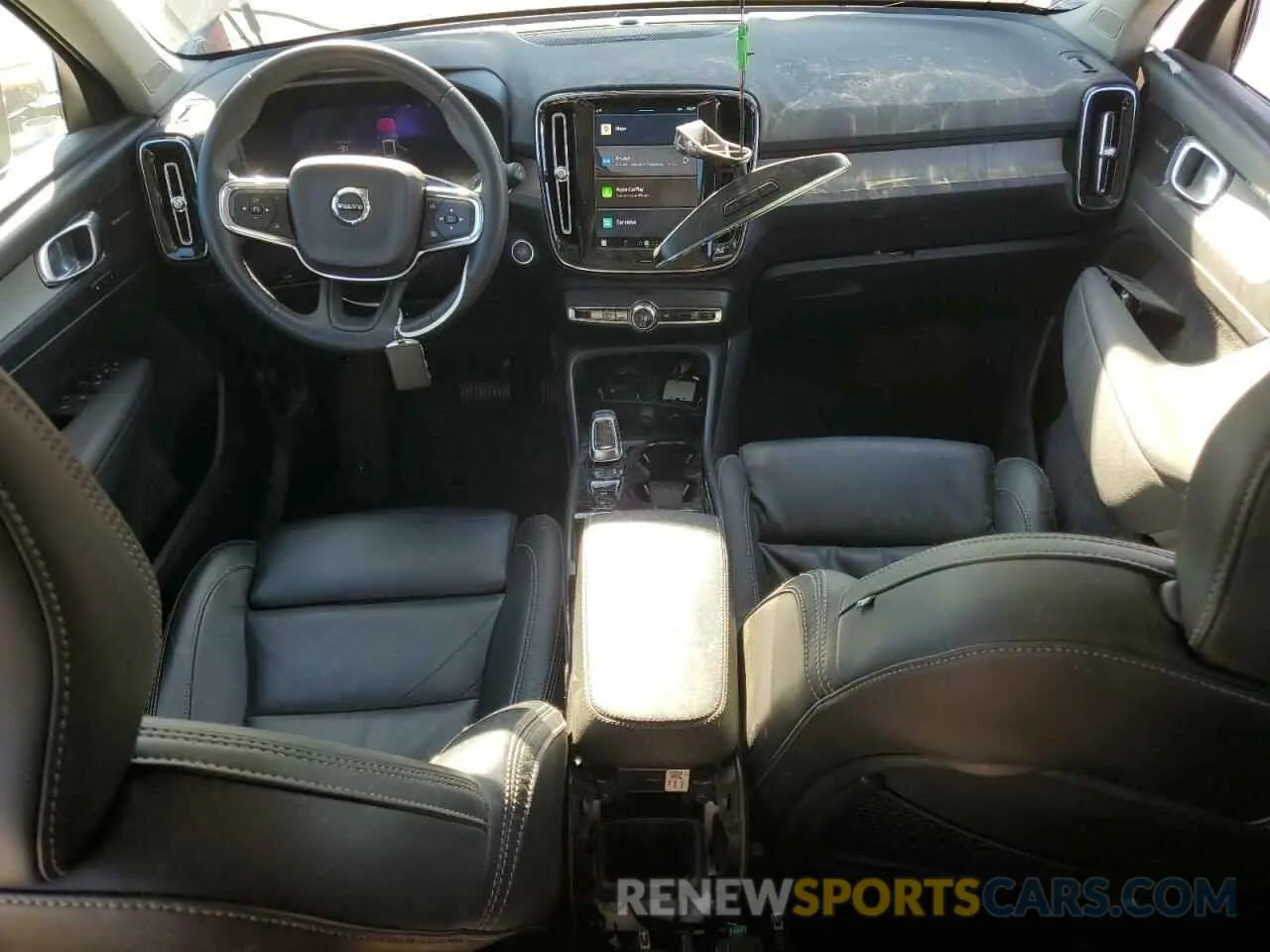 8 Фотография поврежденного автомобиля YV4L12UE0R2215081 VOLVO XC40 PLUS 2024