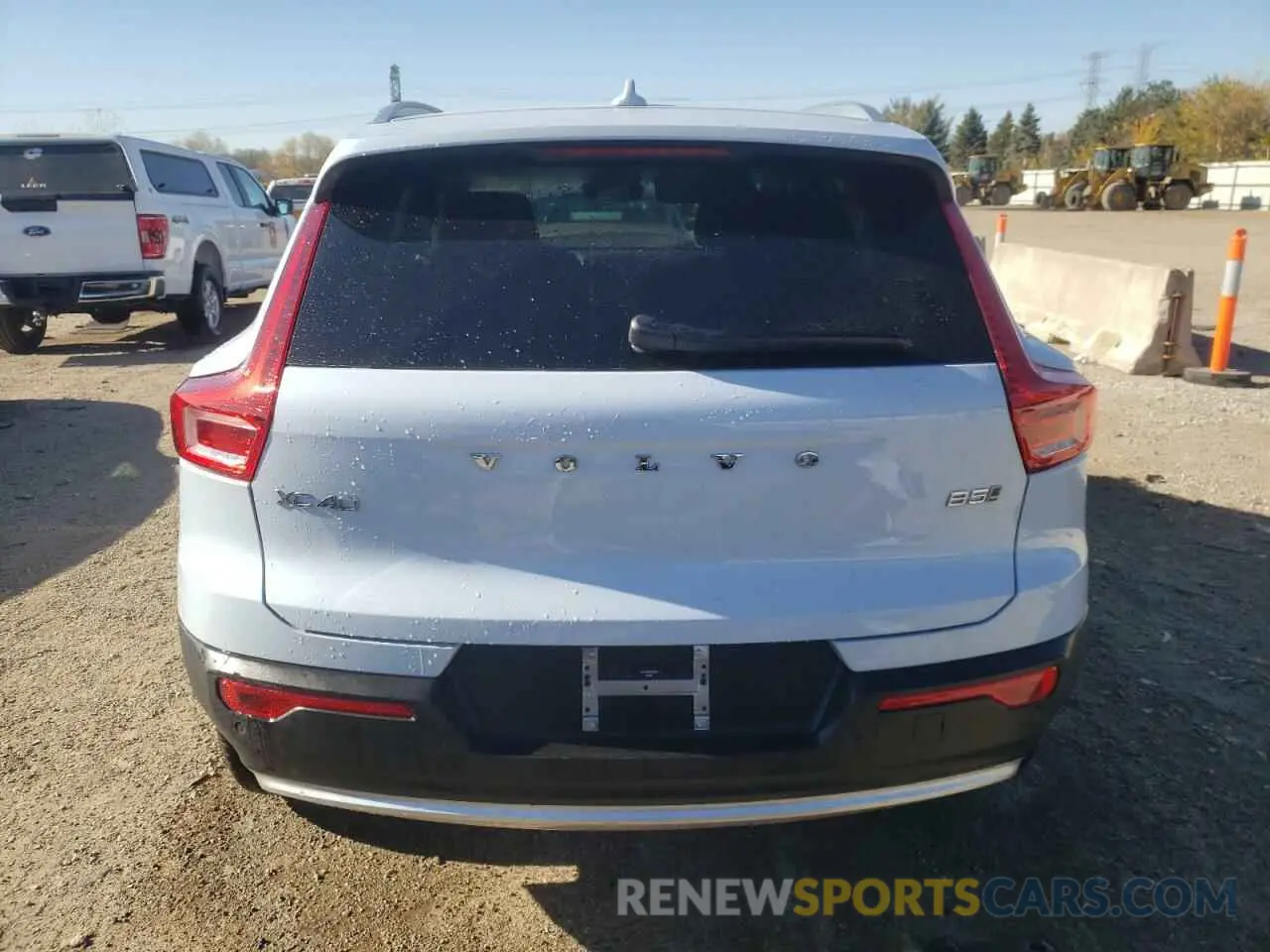 6 Photograph of a damaged car YV4L12UE0R2350934 VOLVO XC40 PLUS 2024