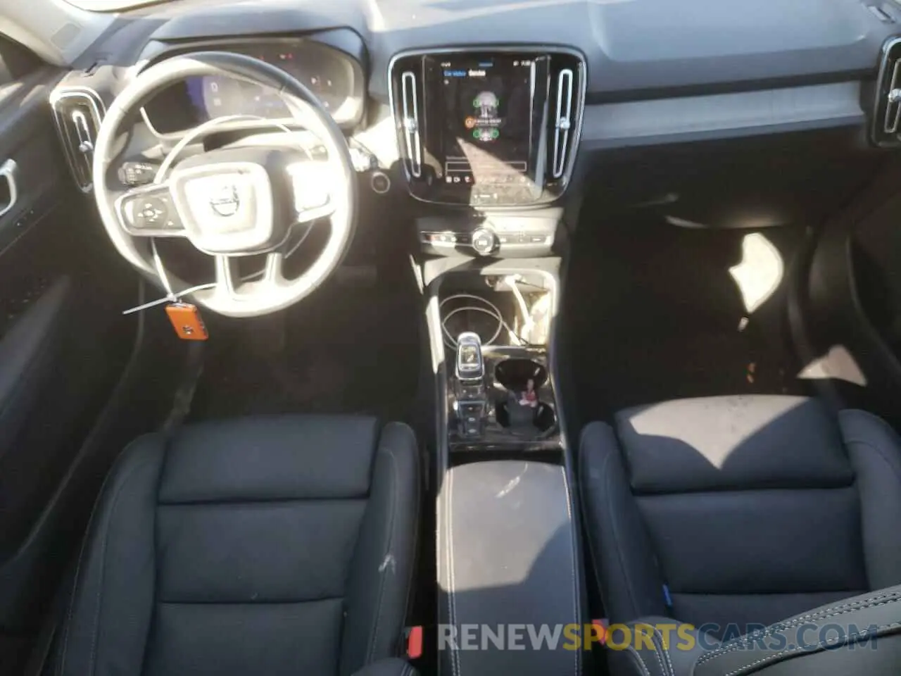 8 Photograph of a damaged car YV4L12UE0R2350934 VOLVO XC40 PLUS 2024