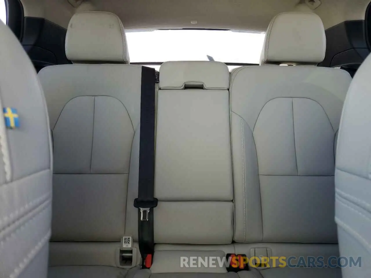10 Фотография поврежденного автомобиля YV4L12UE2R2343984 VOLVO XC40 PLUS 2024