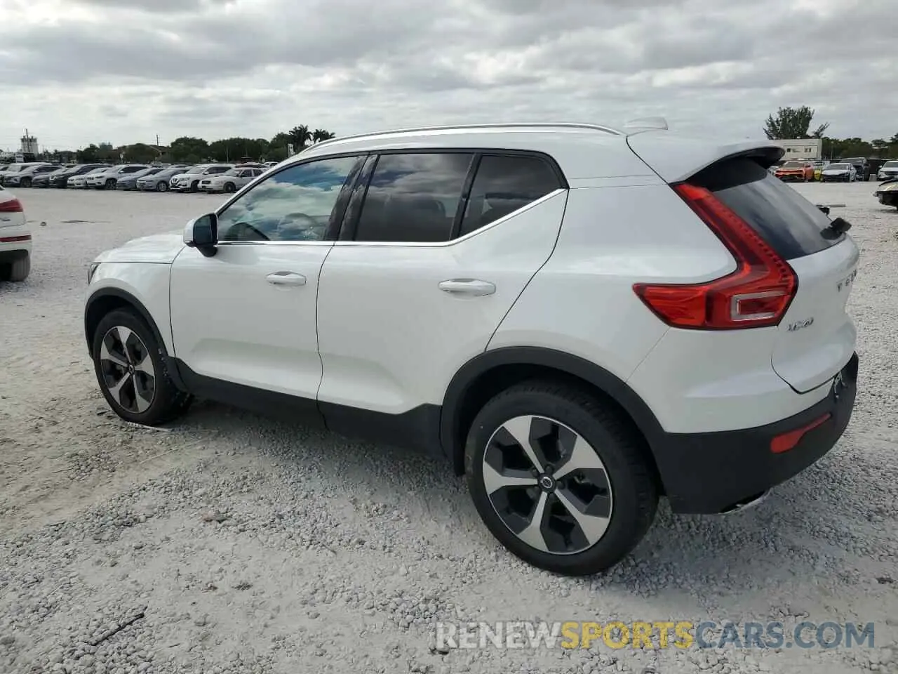 2 Фотография поврежденного автомобиля YV4L12UE7R2283166 VOLVO XC40 PLUS 2024