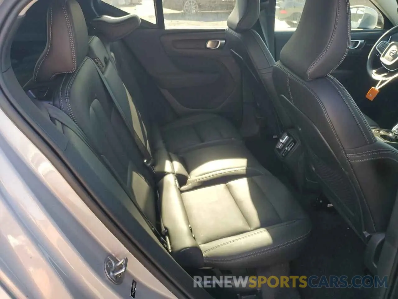 12 Фотография поврежденного автомобиля YV4L12UE8R2381381 VOLVO XC40 PLUS 2024