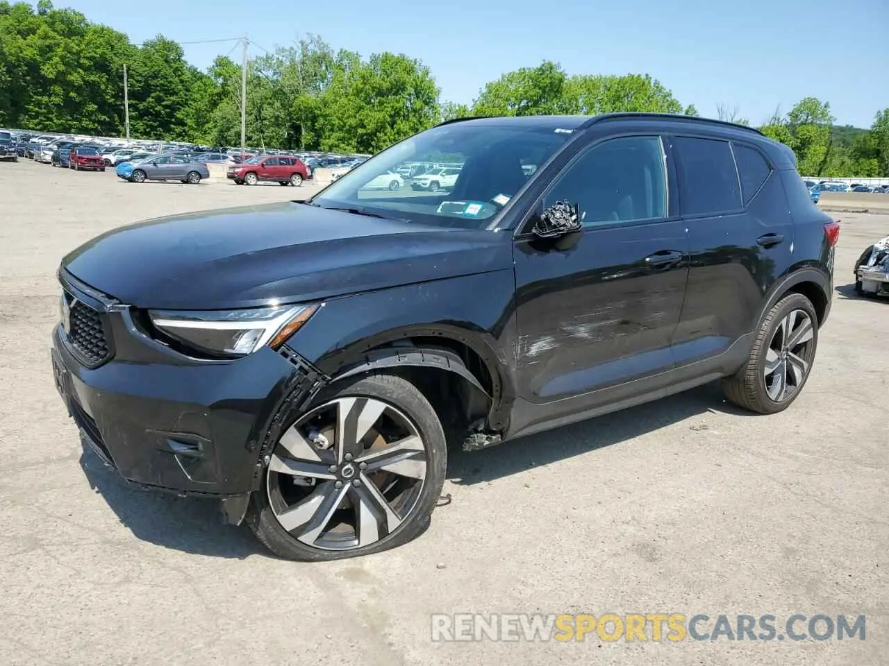 1 Photograph of a damaged car YV4L12UL0R2206363 VOLVO XC40 PLUS 2024