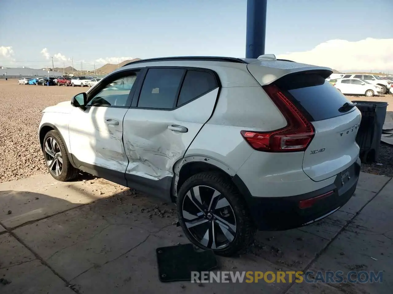 2 Фотография поврежденного автомобиля YV4L12ULXR2254114 VOLVO XC40 PLUS 2024