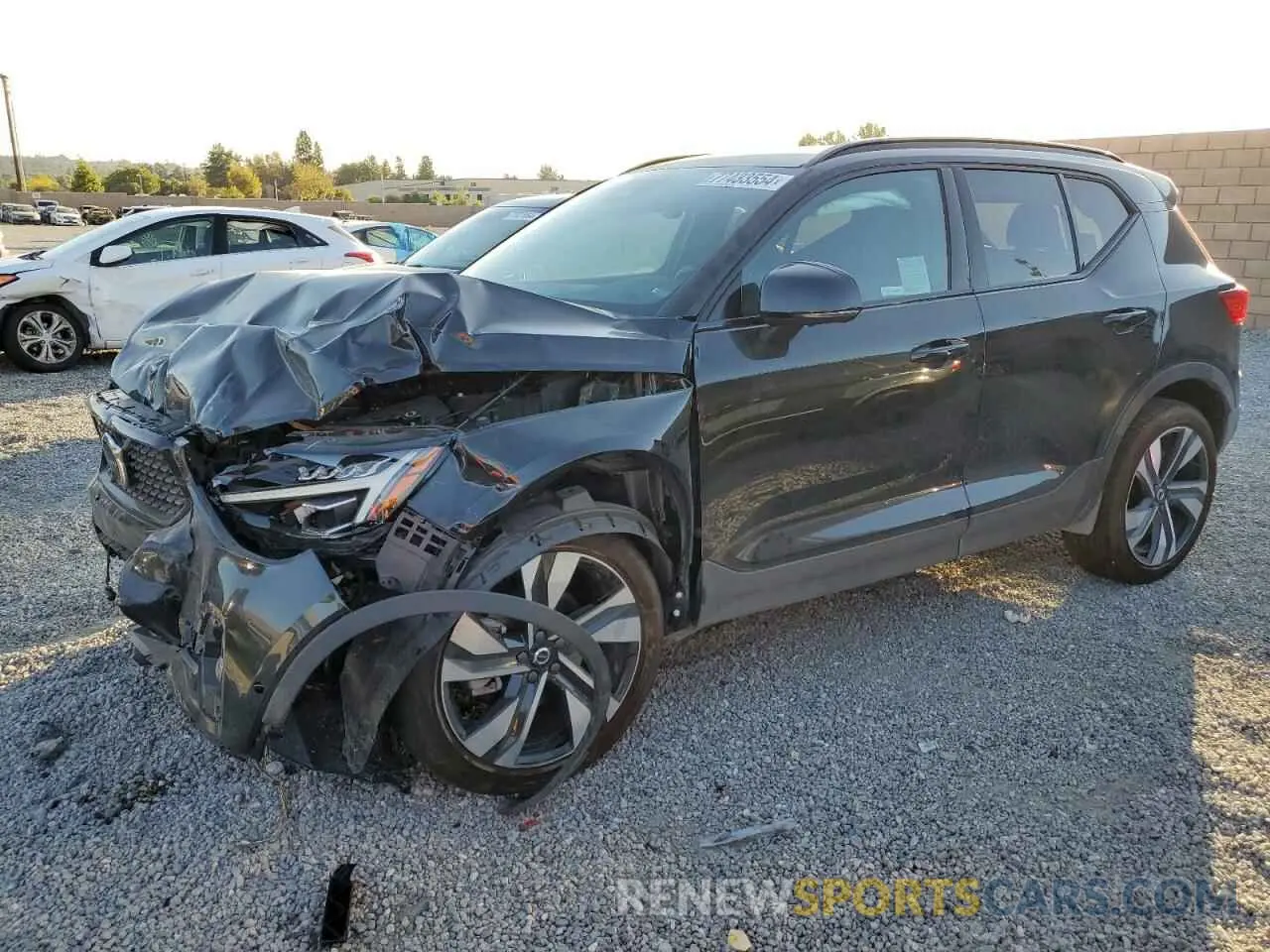 1 Photograph of a damaged car YV4L12ULXR2372535 VOLVO XC40 PLUS 2024