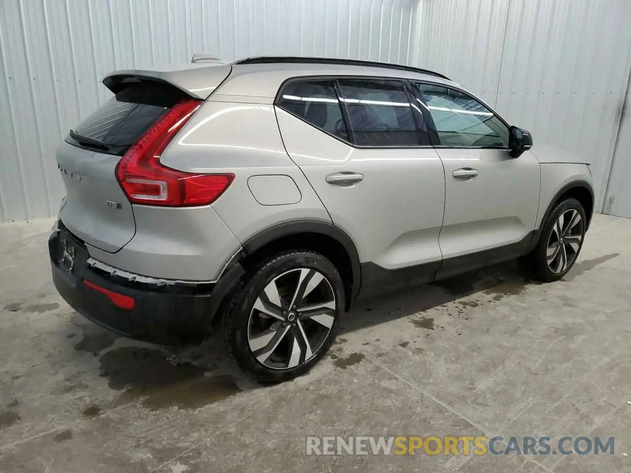 3 Photograph of a damaged car YV4L12UC2S2511031 VOLVO XC40 PLUS 2025