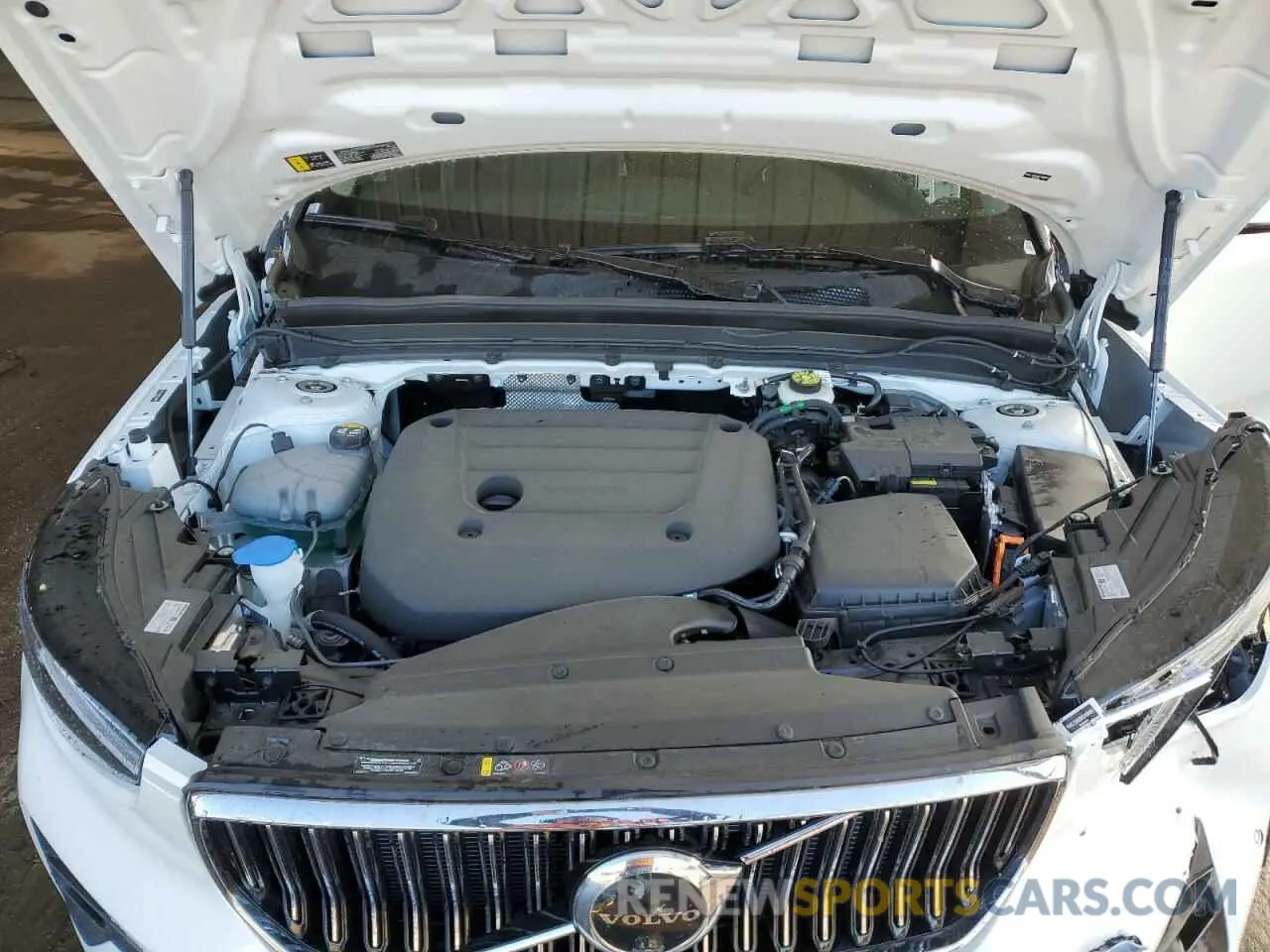 12 Photograph of a damaged car YV4L12UE0S2480881 VOLVO XC40 PLUS 2025