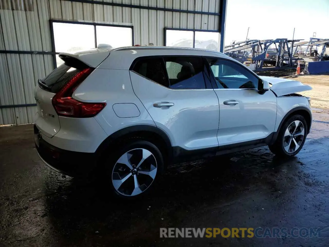 3 Photograph of a damaged car YV4L12UE0S2480881 VOLVO XC40 PLUS 2025