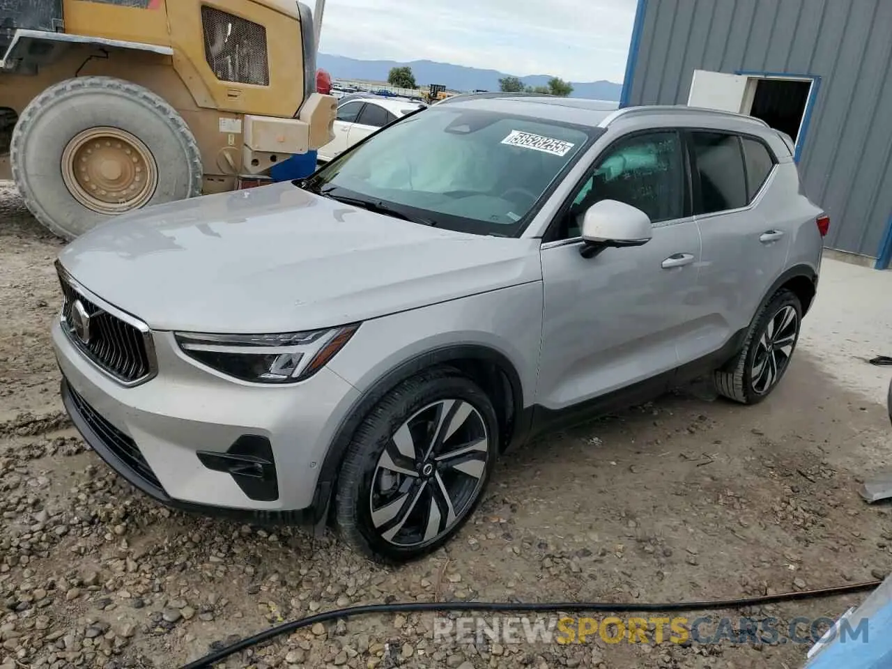 1 Фотография поврежденного автомобиля YV4L12UE8S2504005 VOLVO XC40 PLUS 2025