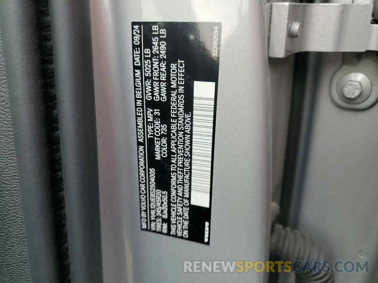 12 Фотография поврежденного автомобиля YV4L12UE8S2504005 VOLVO XC40 PLUS 2025