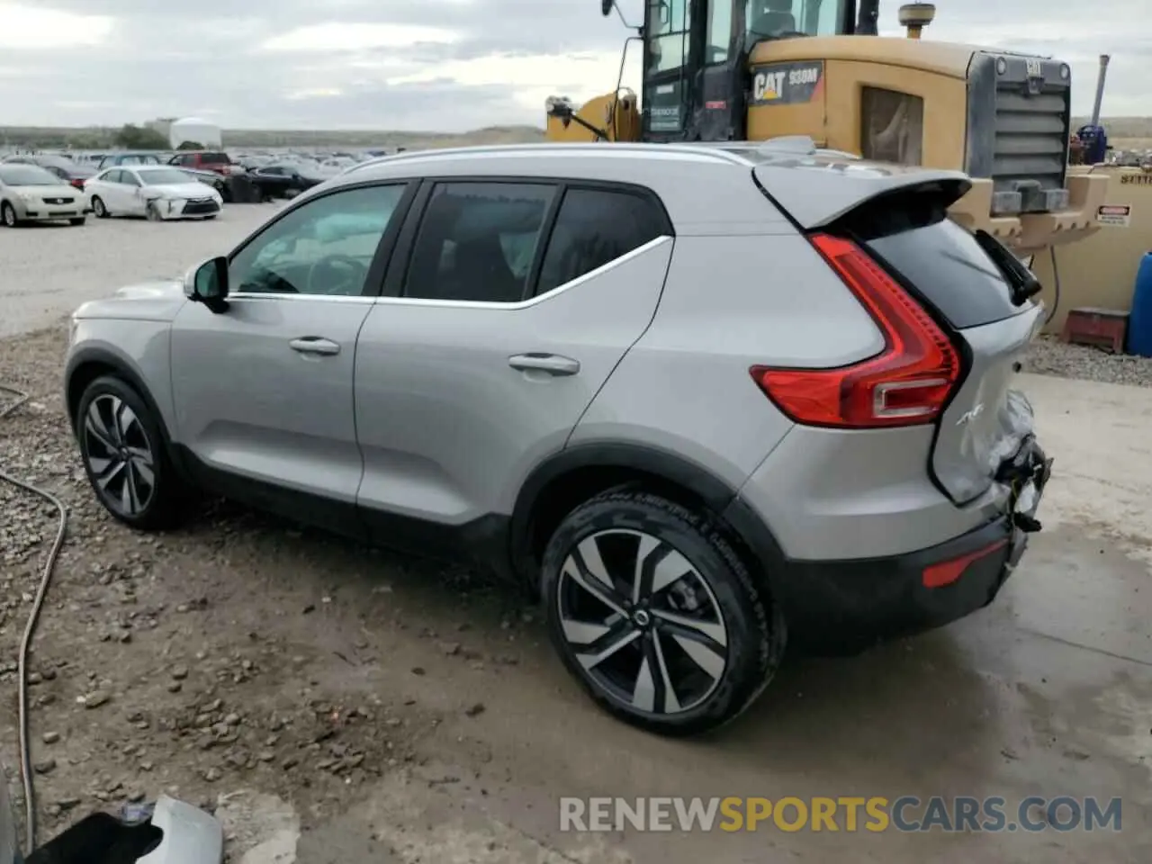 2 Фотография поврежденного автомобиля YV4L12UE8S2504005 VOLVO XC40 PLUS 2025