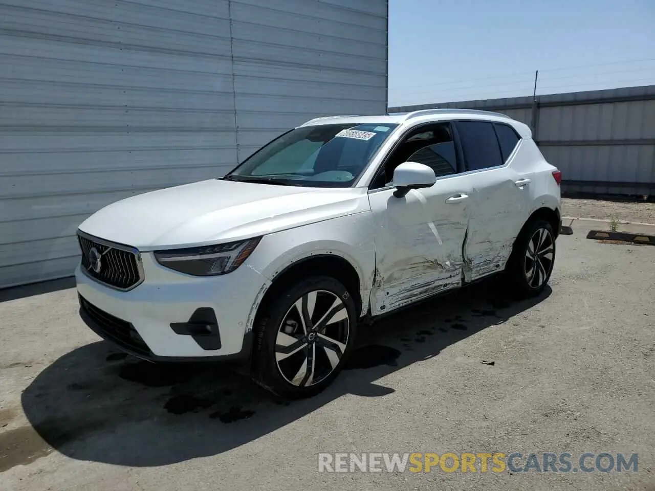 1 Photograph of a damaged car YV4L12UE8S2505753 VOLVO XC40 PLUS 2025