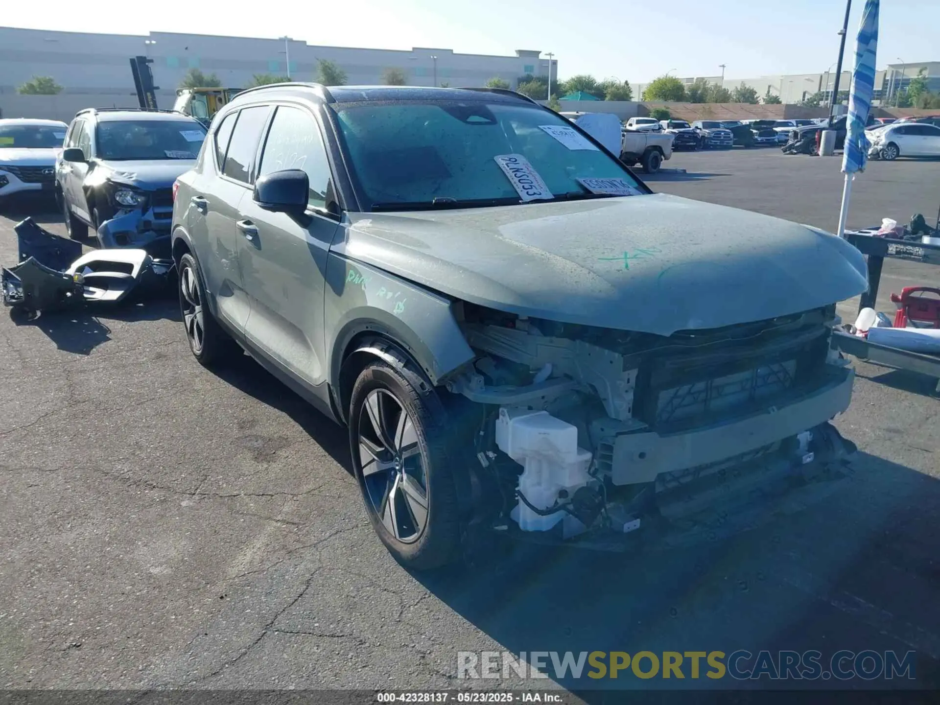 14 Фотография поврежденного автомобиля YV4ED3UR3M2547274 VOLVO XC40 RECHARGE PURE ELECTRIC 2021