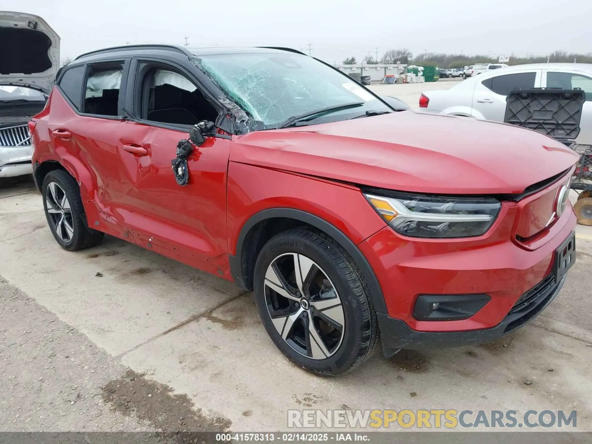 1 Photograph of a damaged car YV4ED3UR7M2564563 VOLVO XC40 RECHARGE PURE ELECTRIC 2021