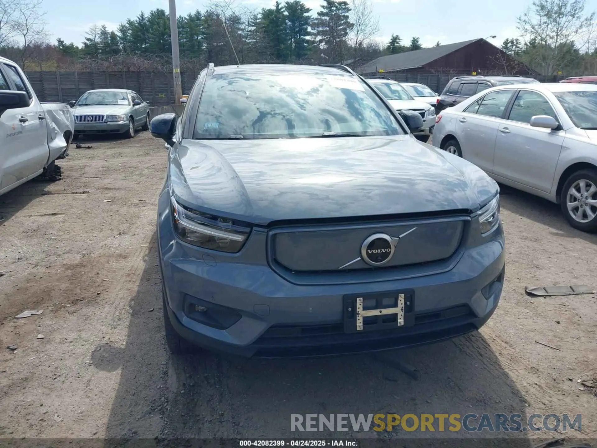 12 Photograph of a damaged car YV4ED3UR9M2600401 VOLVO XC40 RECHARGE PURE ELECTRIC 2021