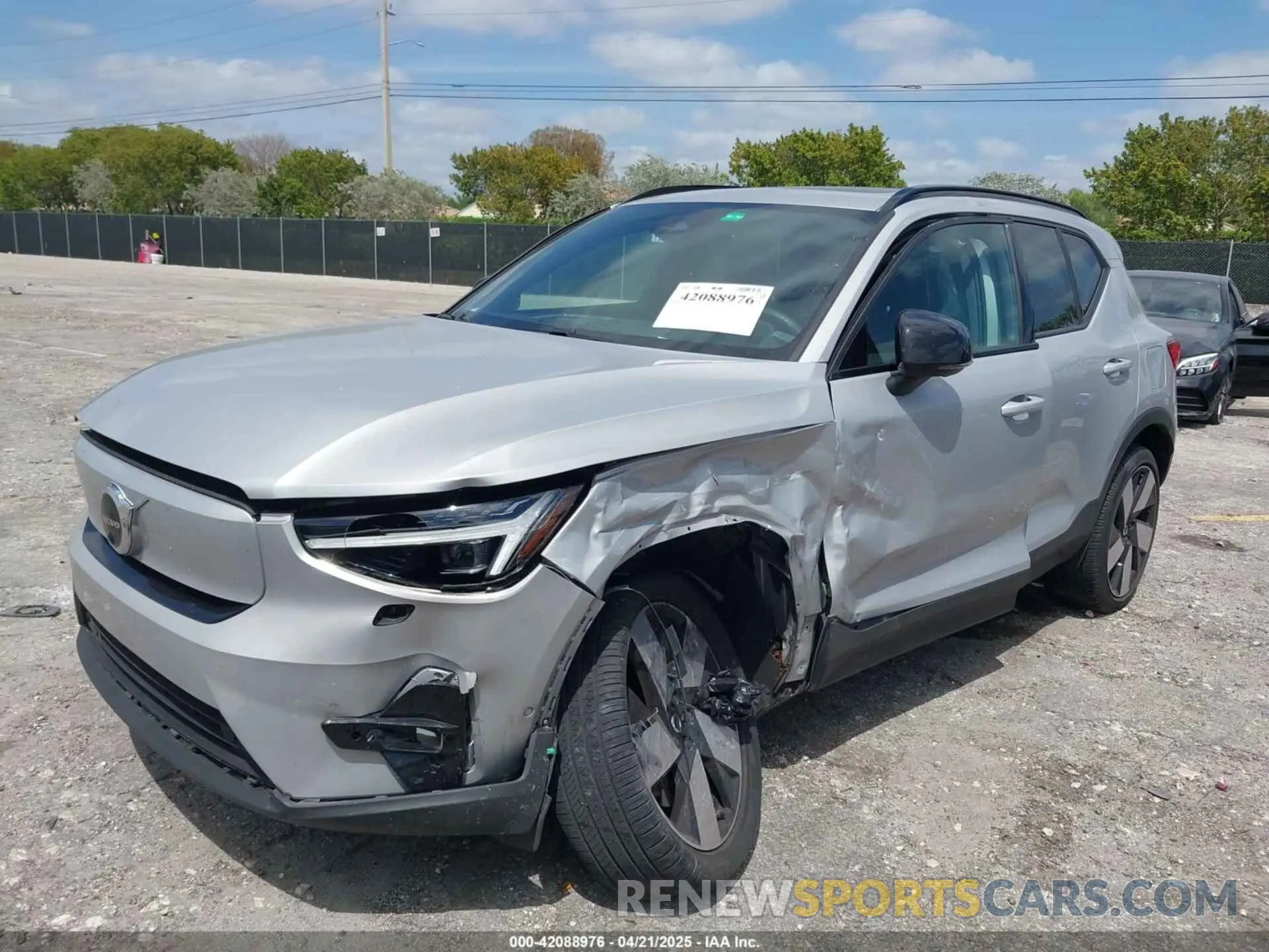 6 Фотография поврежденного автомобиля YV4ED3UM5P2029904 VOLVO XC40 RECHARGE PURE ELECTRIC 2023