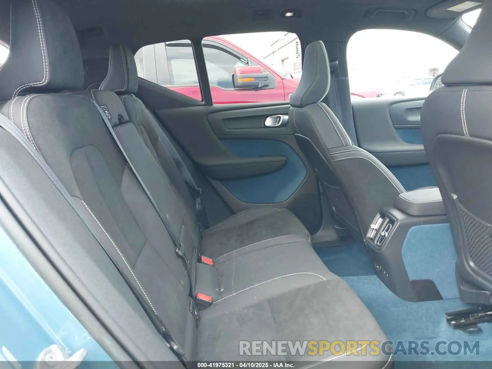 8 Фотография поврежденного автомобиля YV4ED3UM9P2012880 VOLVO XC40 RECHARGE PURE ELECTRIC 2023